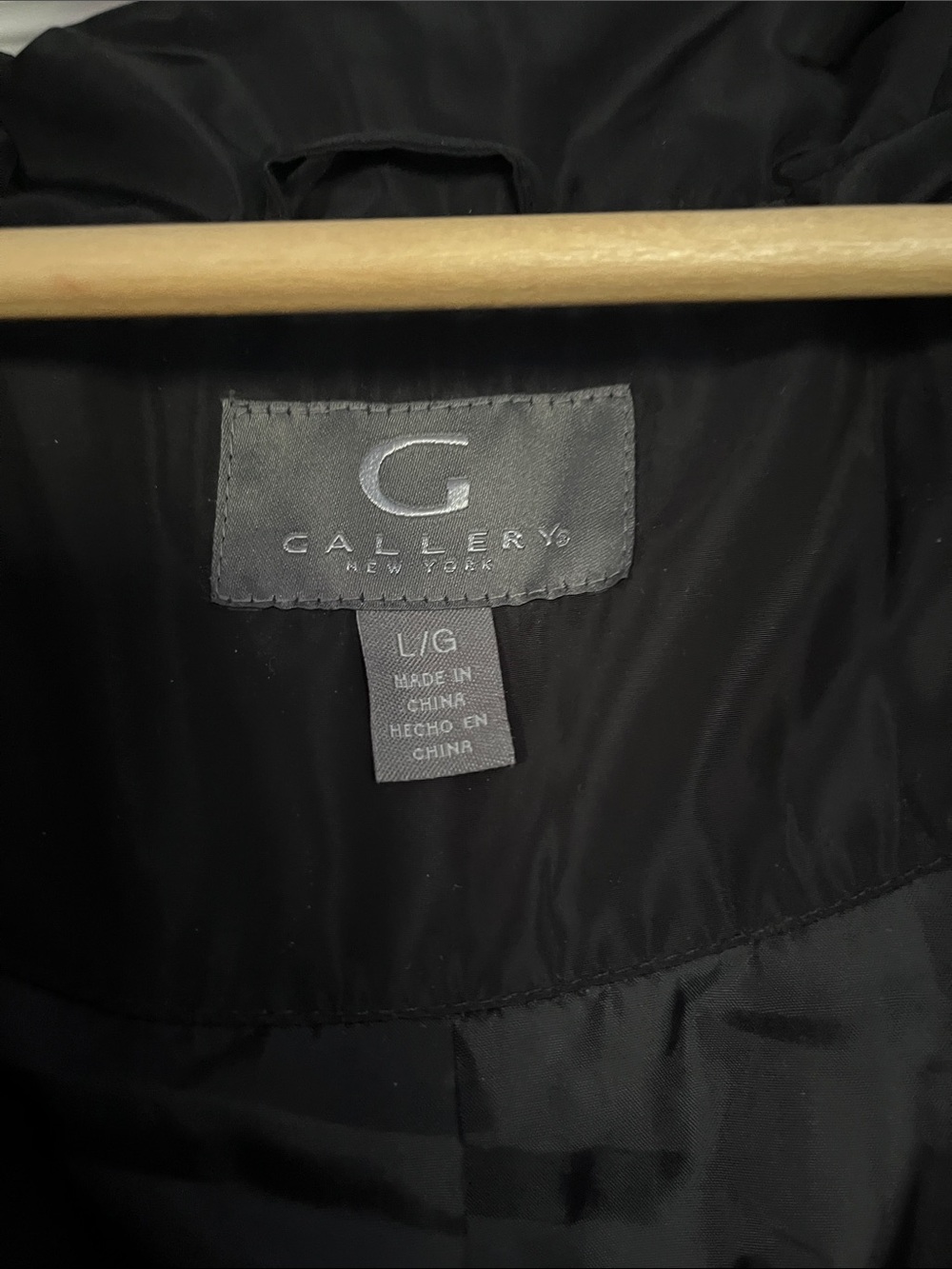 Gallery Black Quilted Mid-Length Puffer Coat with Gold Zipper - Picture 3 of 3